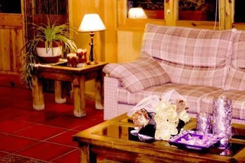 Hotel Estanys Blaus Tavascan