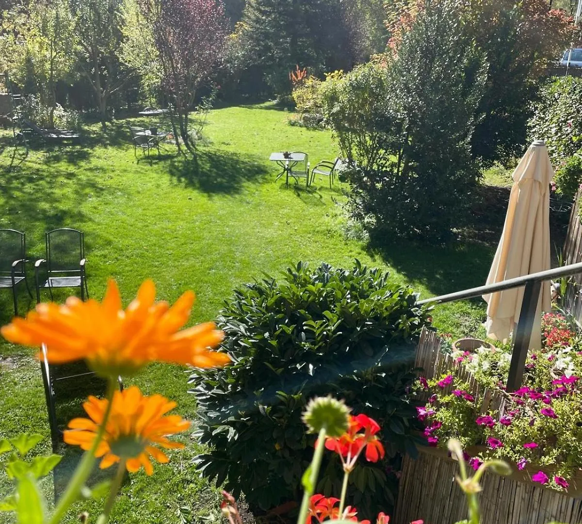 Hotel Estanys Blaus Tavascan