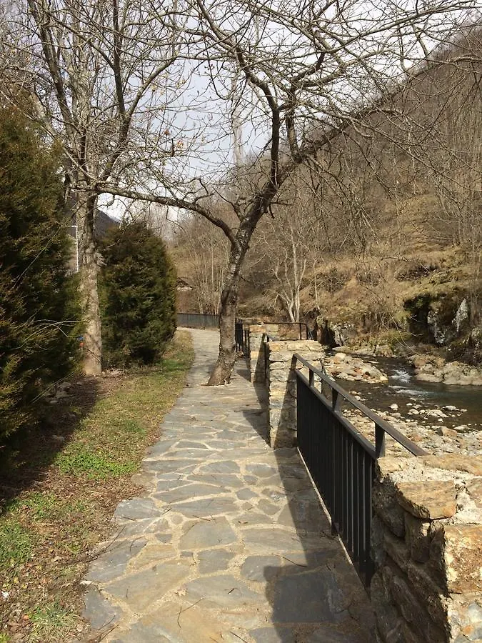 Hotel Estanys Blaus Tavascan