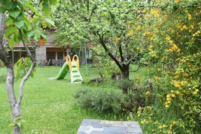 Hotel Estanys Blaus Tavascan