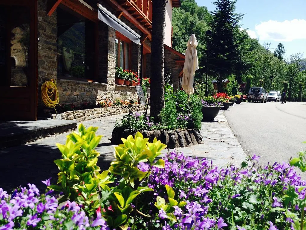 Hotel Estanys Blaus Tavascan Espagne